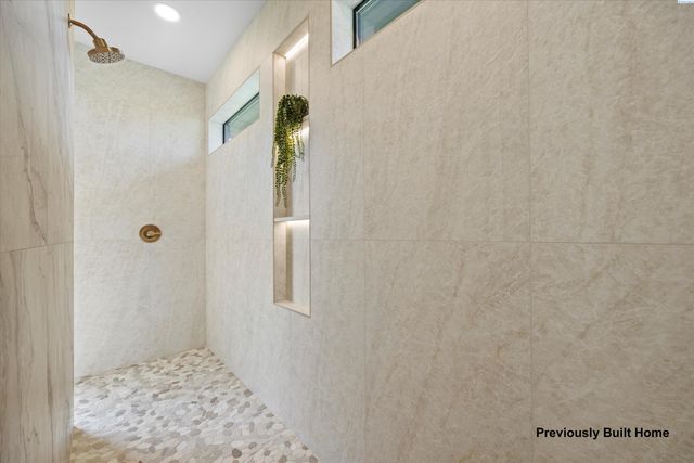 12407 Furlong Ln, Kennewick, WA 99338