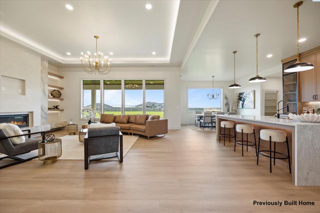 12407 Furlong Ln, Kennewick, WA 99338