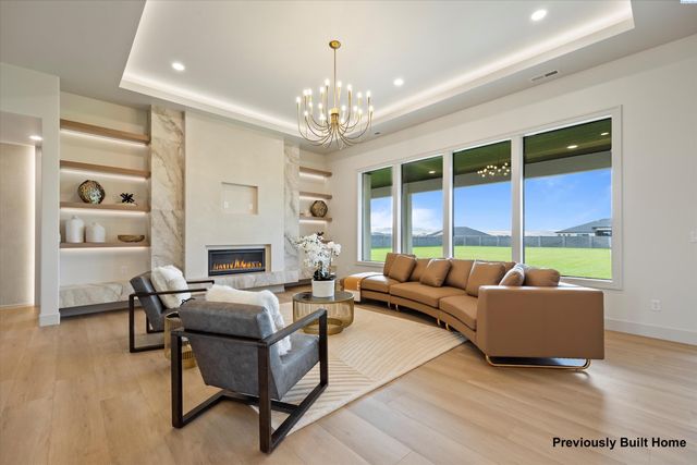 12407 Furlong Ln, Kennewick, WA 99338