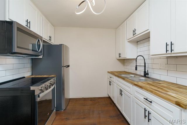 2968 Oregon Avenue, Granite City, IL 62040