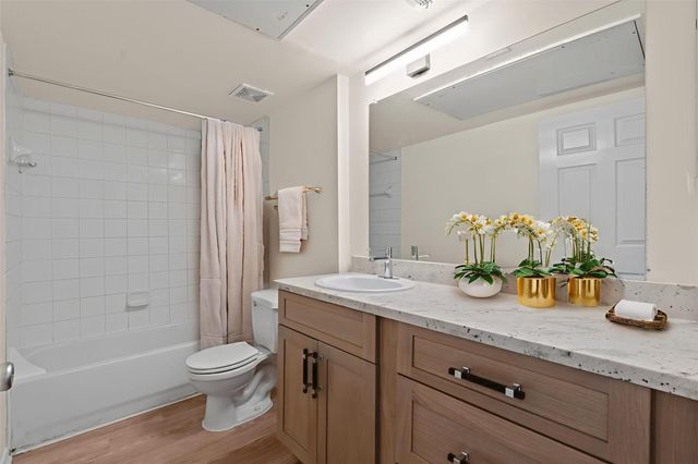 8210 Bauman Road 22, Houston, TX 77022
