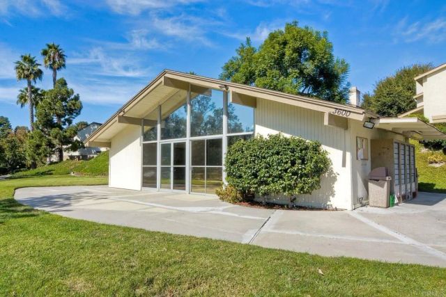 3614 Harvard Drive B, Oceanside, CA 92056