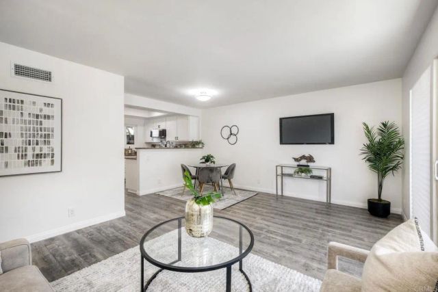 3614 Harvard Drive B, Oceanside, CA 92056