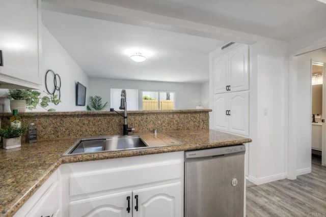 3614 Harvard Drive B, Oceanside, CA 92056