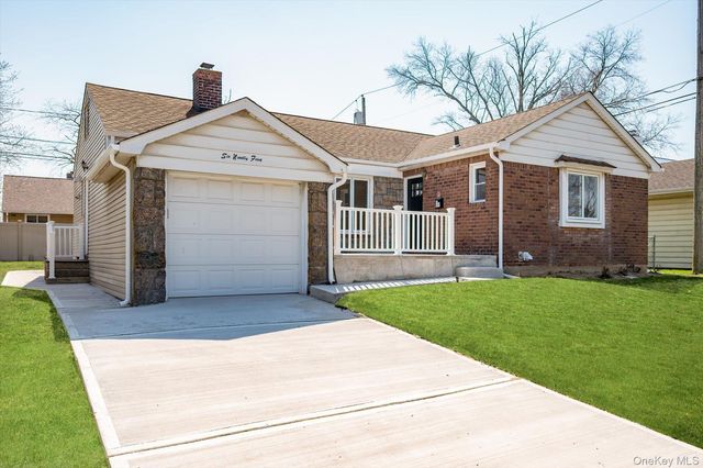 695 Doblin Street, Elmont, NY 11003