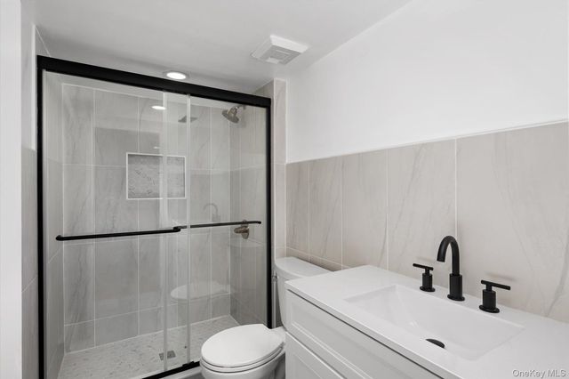 695 Doblin Street, Elmont, NY 11003