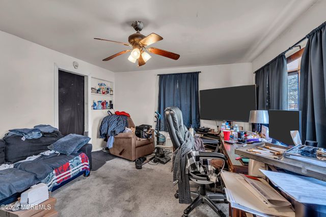 74 2nd Avenue, Toms River, NJ 08757