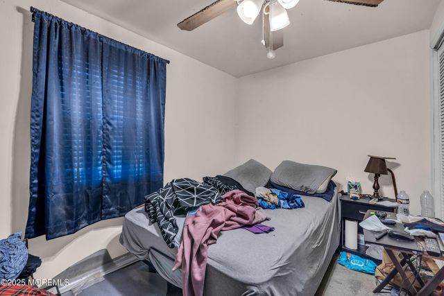 74 2nd Avenue, Toms River, NJ 08757