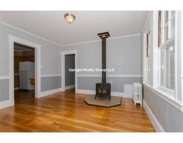 60-62 Cloverdale Rd 62, Newton, MA 02461