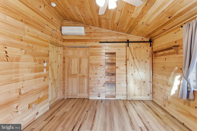 490 STELLAR WAY, Great Cacapon, WV 25422