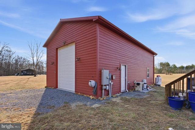 490 STELLAR WAY, Great Cacapon, WV 25422