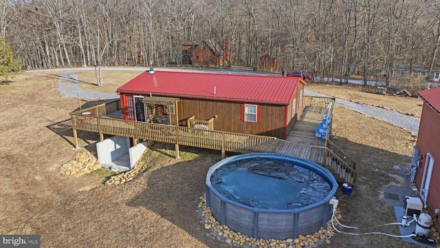 490 STELLAR WAY, Great Cacapon, WV 25422