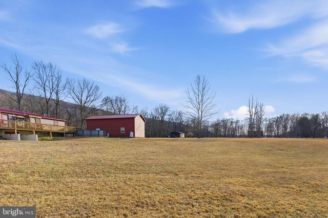 490 STELLAR WAY, Great Cacapon, WV 25422