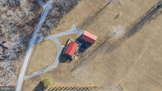 490 STELLAR WAY, Great Cacapon, WV 25422