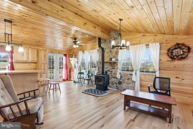 490 STELLAR WAY, Great Cacapon, WV 25422