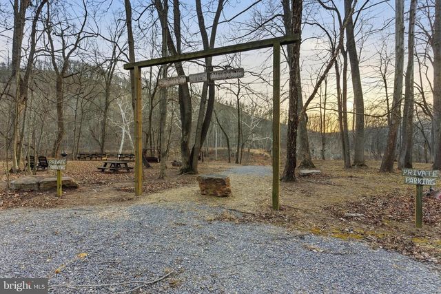 490 STELLAR WAY, Great Cacapon, WV 25422