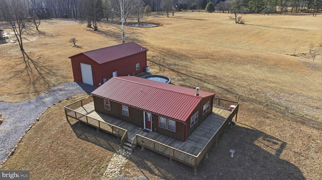 490 STELLAR WAY, Great Cacapon, WV 25422