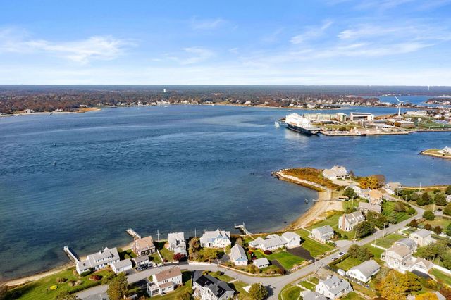 35 Benedict Road, Bourne, MA 02532