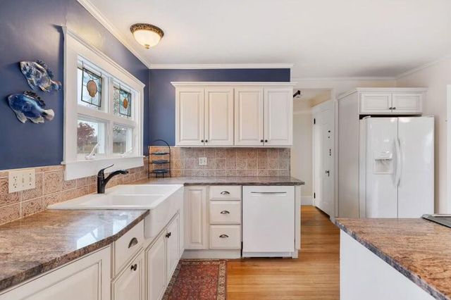 35 Benedict Road, Bourne, MA 02532