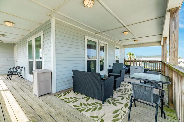 16547 Jolly Roger Road, Jamaica Beach, TX 77554