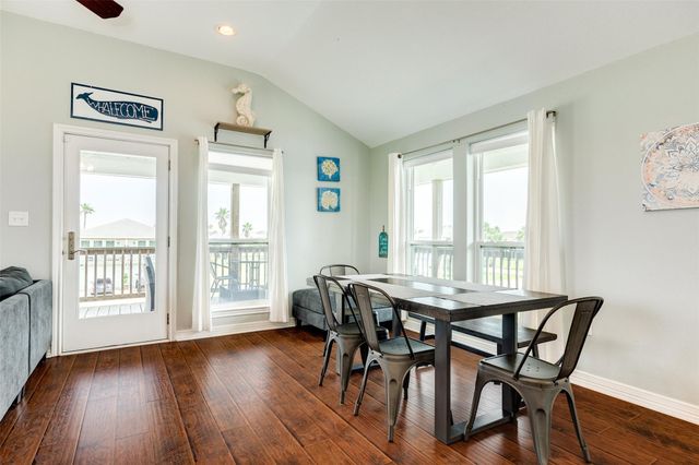 16547 Jolly Roger Road, Jamaica Beach, TX 77554