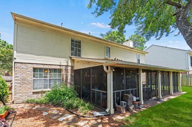 7515 Honey Creek Lane, Houston, TX 77095