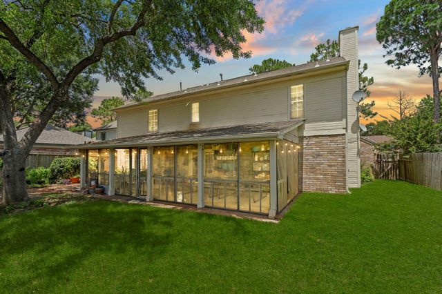 7515 Honey Creek Lane, Houston, TX 77095