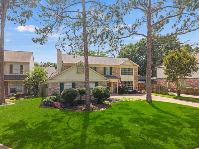 7515 Honey Creek Lane, Houston, TX 77095