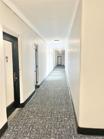 7666 Austin St 5C, Forest Hills, NY 11375