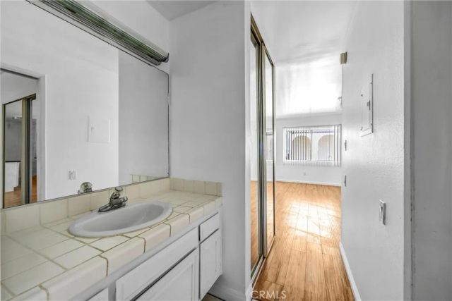 5334 Lindley Avenue 319, Encino, CA 91316
