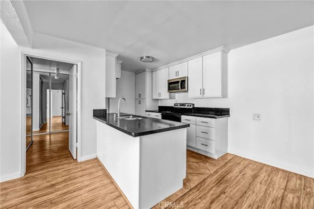 5334 Lindley Avenue 319, Encino, CA 91316
