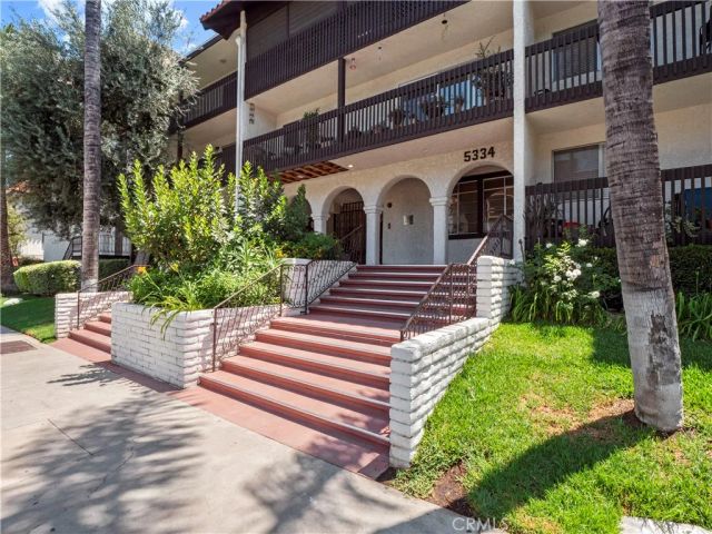 5334 Lindley Avenue 319, Encino, CA 91316