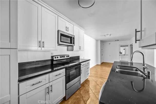 5334 Lindley Avenue 319, Encino, CA 91316