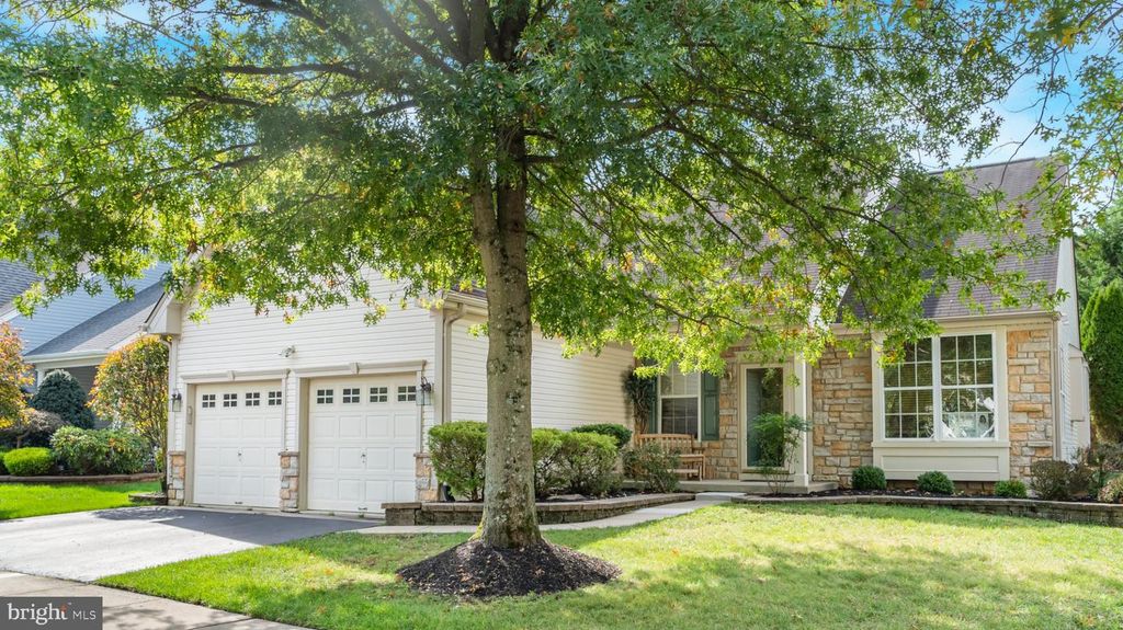 52 MORNING GLORY DR, MARLTON, NJ 08053 — photo 2