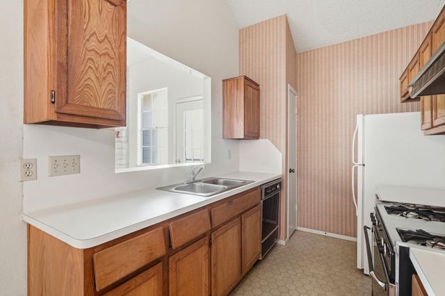 6501 Brush Country RD 120, Austin, TX 78749