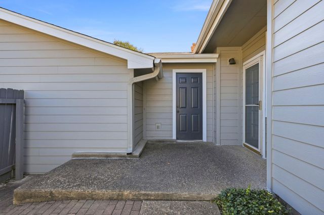 6501 Brush Country RD 120, Austin, TX 78749