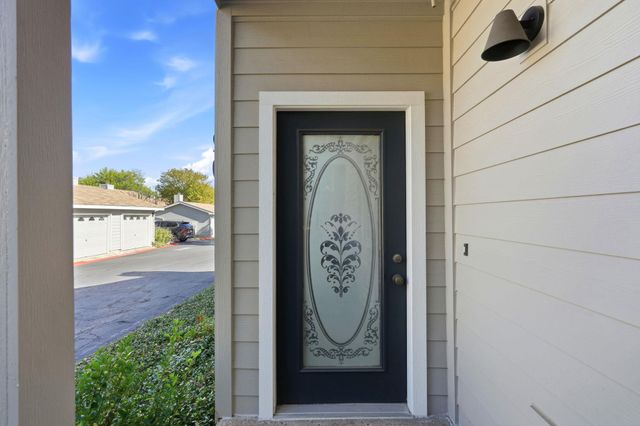 6501 Brush Country RD 120, Austin, TX 78749