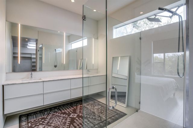 4401 Roseland Avenue A, Dallas, TX 75204