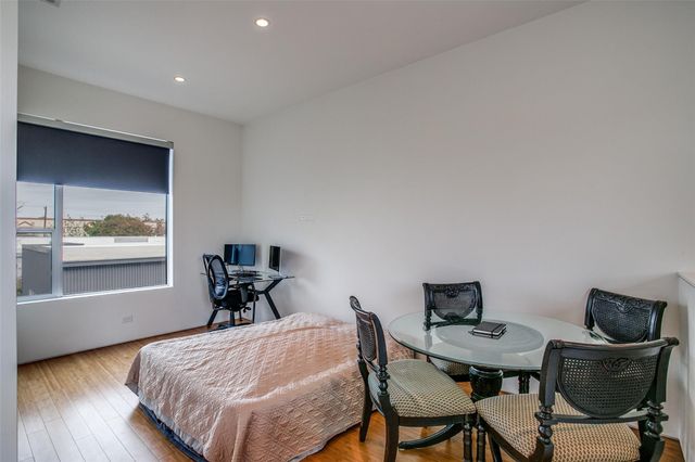 4401 Roseland Avenue A, Dallas, TX 75204