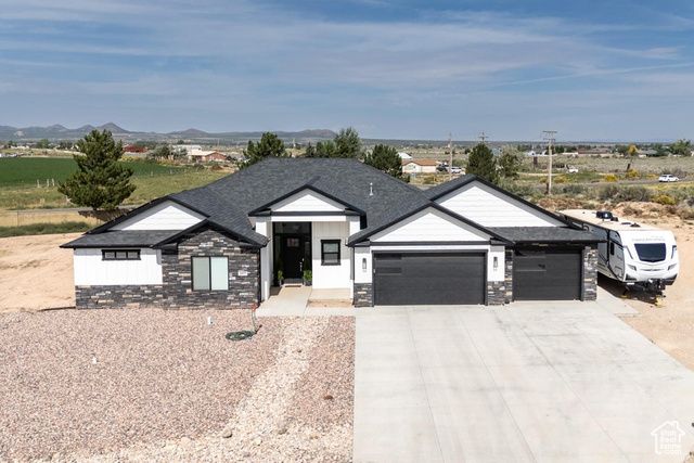 3977 N MONARCH DR, Cedar City, UT 84721