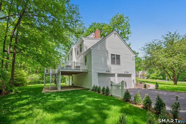 131 Fieldcrest Drive, Ridgefield, CT 06877
