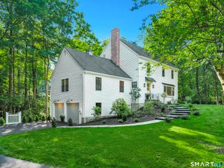 131 Fieldcrest Drive, Ridgefield, CT 06877