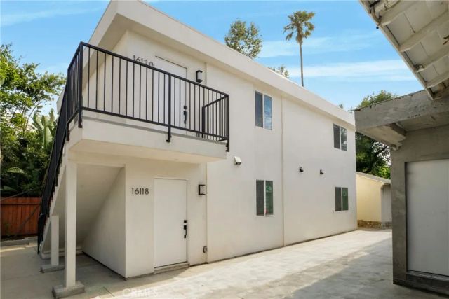 16120 Haynes Street, Van Nuys, CA 91406