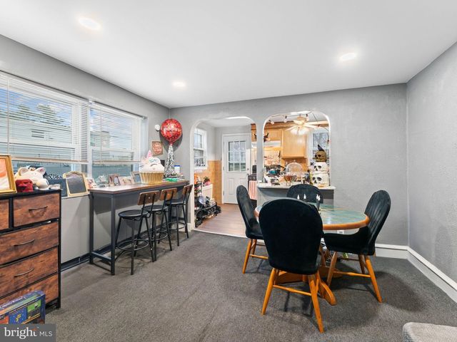 400 MARKET ST, Marcus Hook, PA 19061