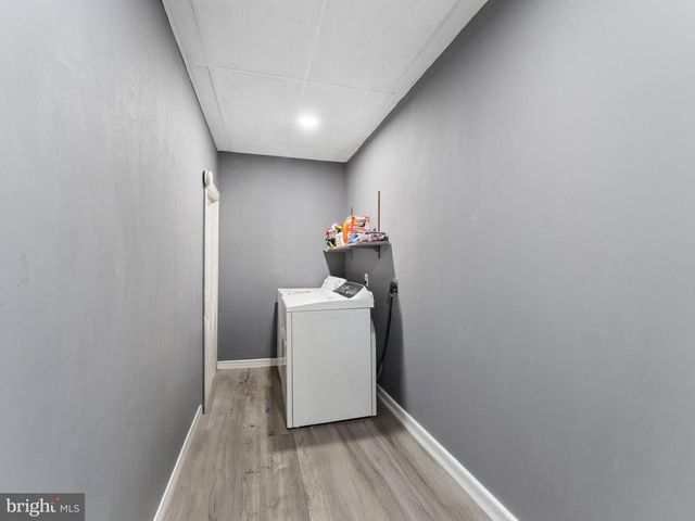 400 MARKET ST, Marcus Hook, PA 19061