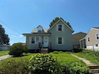 9442 Marlowe Avenue, St Louis, MO 63114