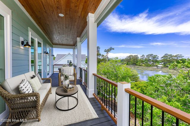 1827 Olde Farm Road, Morehead City, NC 28557