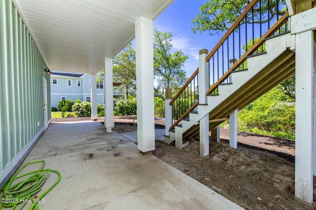 1827 Olde Farm Road, Morehead City, NC 28557