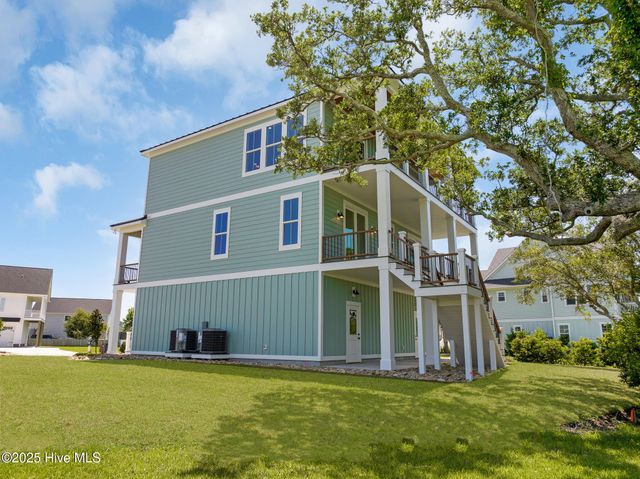 1827 Olde Farm Road, Morehead City, NC 28557