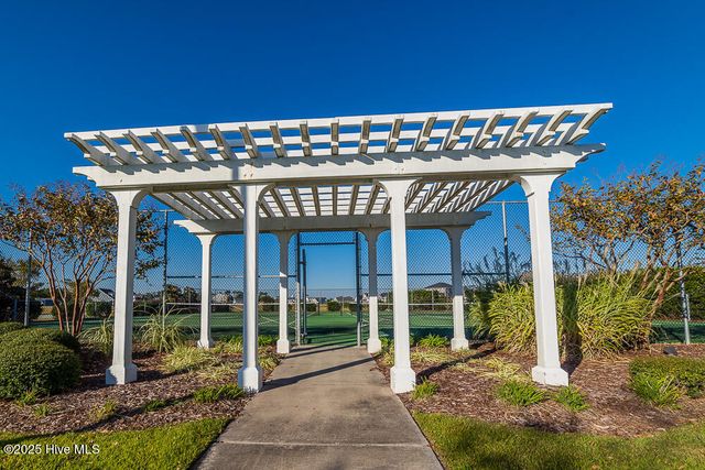 1827 Olde Farm Road, Morehead City, NC 28557